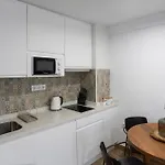 Διαμέρισμα Modern & Cozy Levies